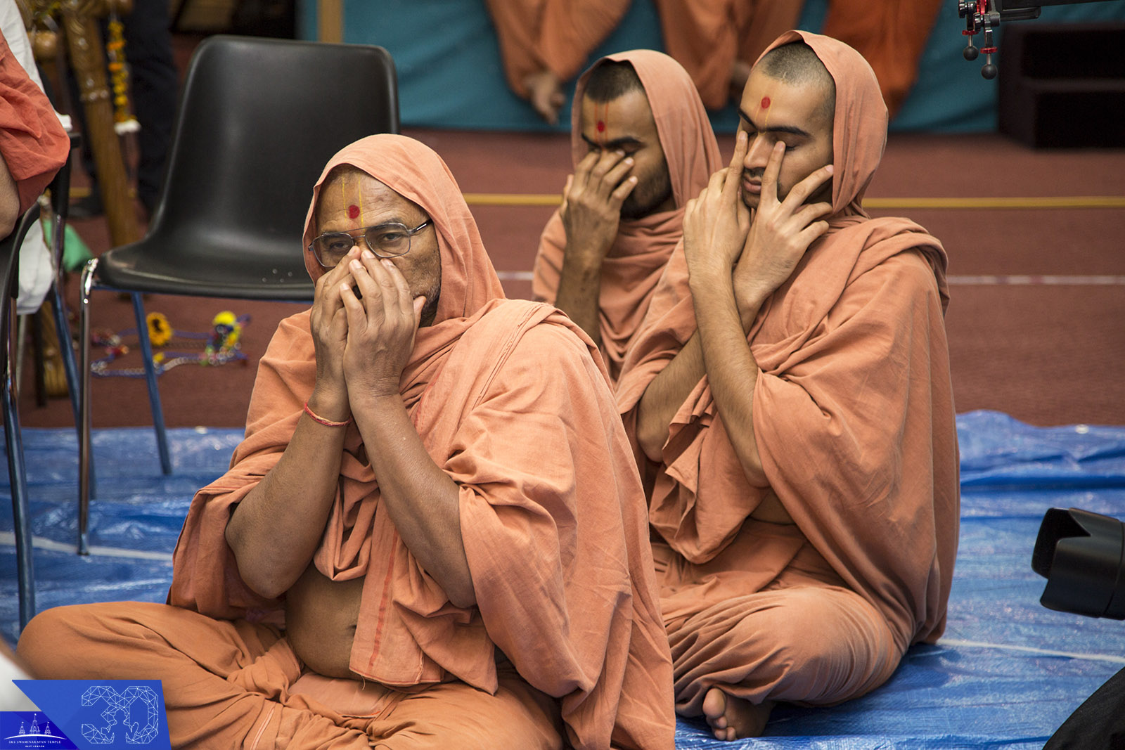 5r copy - ©1987-2017 SKS Swaminarayan Temple East London